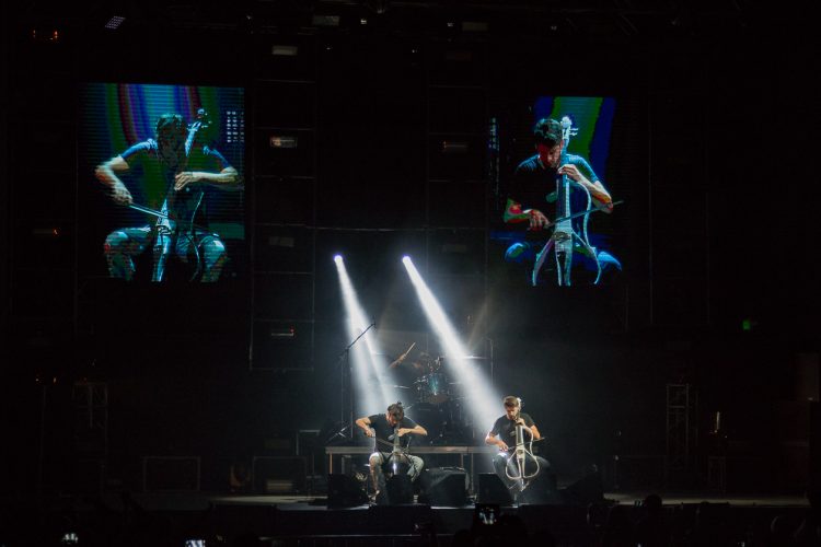 IMG 8626 750x500 - As&iacute; fue la presentaci&oacute;n de 2CELLOS en Bogot&aacute;