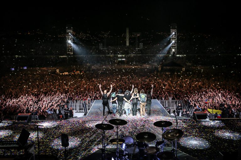 GUNS N ROSES MEDELLIN 12 768x512 - ¿Qué ocurrirá con el concierto de Guns N’ Roses en el Vive Claro de Bogotá?