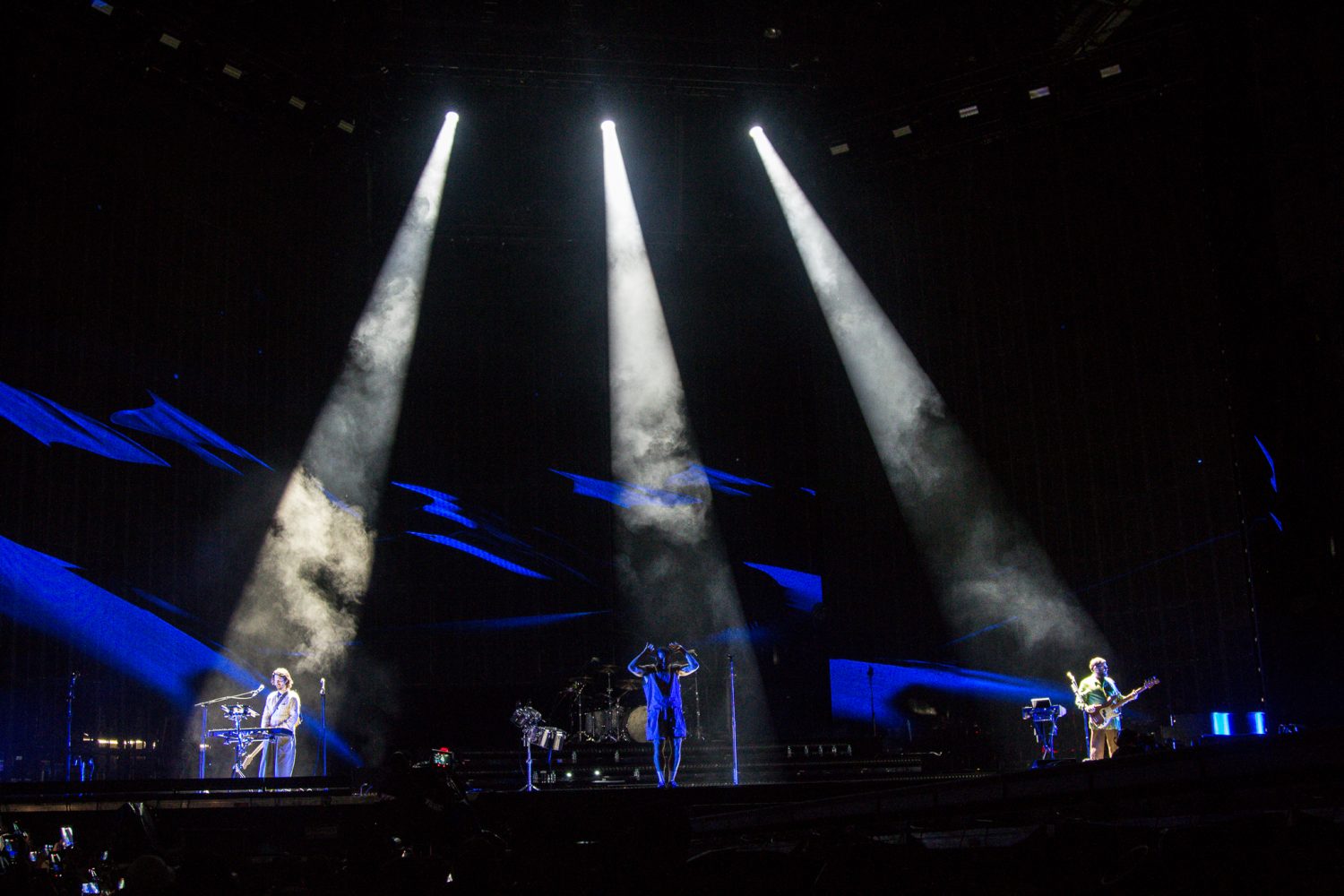 Colores en el aire, fuego en el corazón, Imagine Dragons conquistó Bogotá IMG 4895 1500x1000 - Colores en el aire, fuego en el corazón, Imagine Dragons conquistó Bogotá