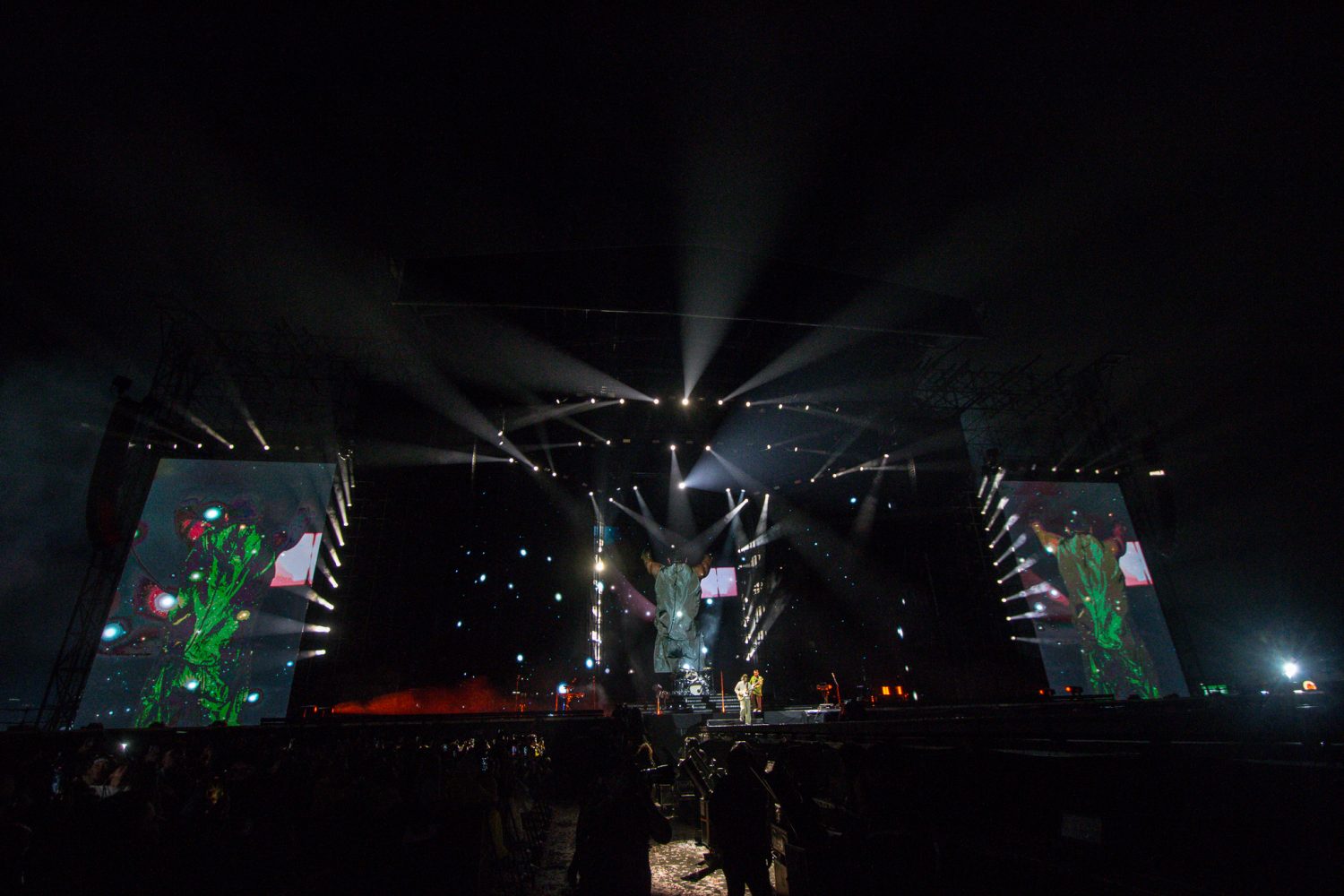 Colores en el aire, fuego en el corazón, Imagine Dragons conquistó Bogotá IMG 4995 1 1500x1000 - Colores en el aire, fuego en el corazón, Imagine Dragons conquistó Bogotá