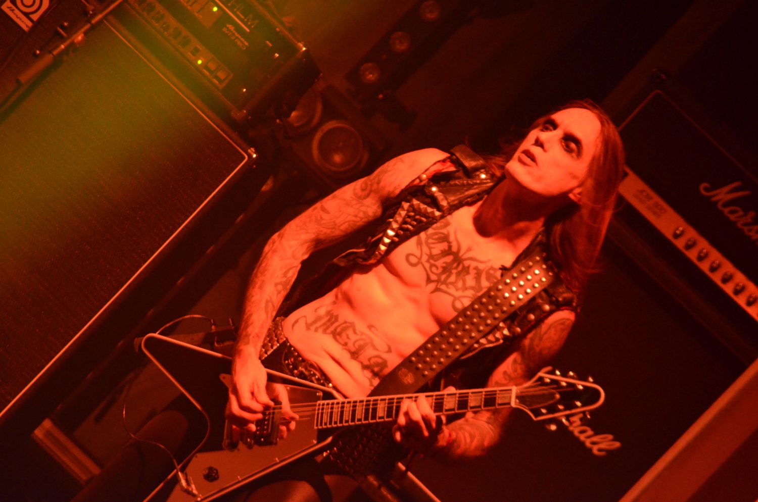 NecrophpbicGuit2 1500x994 - House of Metal, la casa del metal en Botnia occidental, norte de Suecia