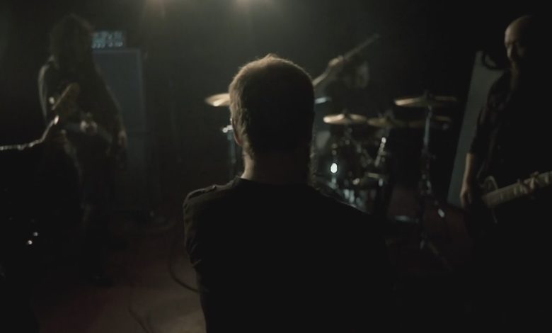 PARADISE LOST presentan su nuevo vídeo "Beneath Broken Earth" 11 PARADISE LOST presentan su nuevo vídeo "Beneath Broken Earth" 11