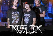 +nxBvIAAAAAXRSTlMAQObYZgAAABZJREFUOI1jYMADmEe5o9xR7iiXQi4A4BsA388WUyMAAAAASUVORK5CYII= - TRESSULTOR: Se lanza oficialmente el video musical de “Cheiro de Cão” – ¡míralo ahora!