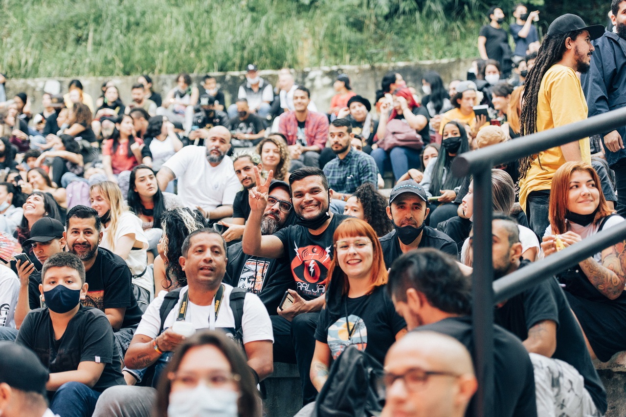 homenaje victor gaviria 02 - El director de cine V&iacute;ctor Gaviria recibi&oacute; el m&aacute;ximo reconocimiento que otorga la Alcald&iacute;a de Medell&iacute;n