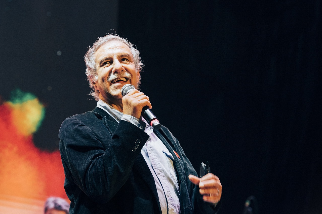 homenaje victor gaviria 11 - El director de cine V&iacute;ctor Gaviria recibi&oacute; el m&aacute;ximo reconocimiento que otorga la Alcald&iacute;a de Medell&iacute;n