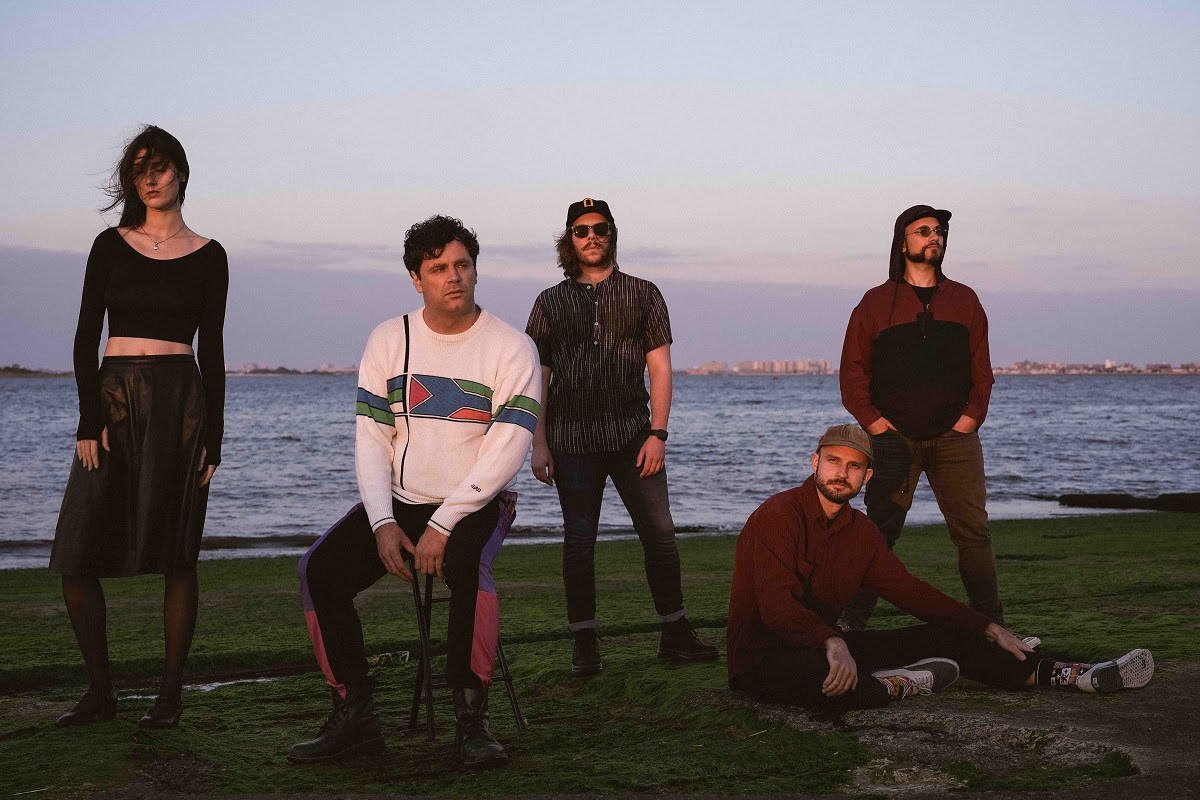 ECCE SHNAK lanza EP en vivo 'Backroom Sessions' con cuatrilogía de videos image 511 - ECCE SHNAK lanza EP en vivo 'Backroom Sessions' con cuatrilogía de videos