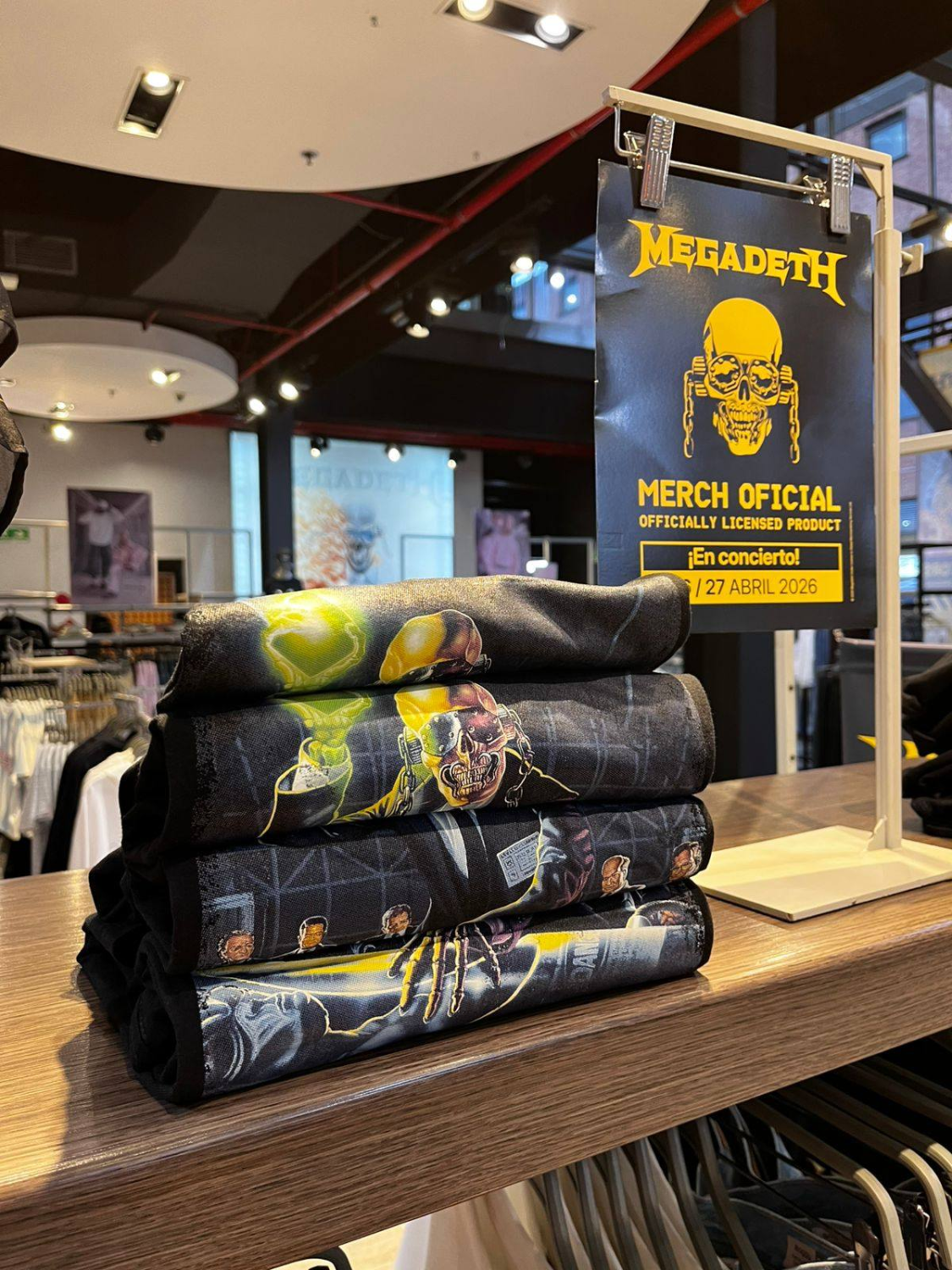 image 610 1125x1500 - &iexcl;Prep&aacute;rense para la Primera Venta de Merch Oficial de Megadeth en Colombia!